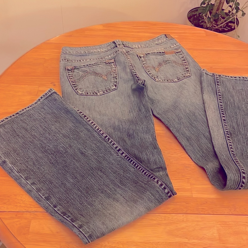 Silver jeans size 28